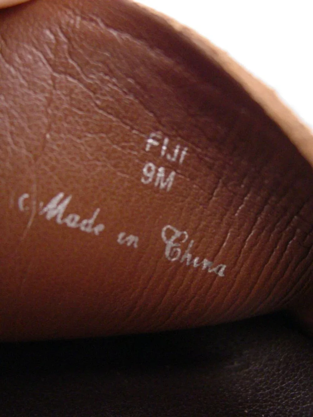 DONALD J PLINER Fiji $158 Metallic Bronze Platform Thong Sandals 9 - Picture 7 of 8